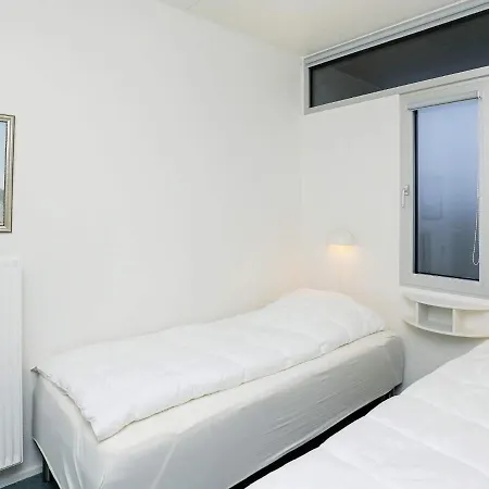 Lxxxiii Apartment